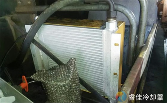 掃雪車冷卻器RJ405D2 掃雪車冷卻器RJ405D2