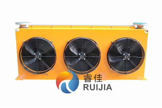 非標(biāo)定做風(fēng)冷液壓油冷卻器