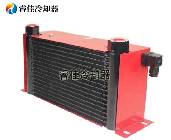 RC液壓站風(fēng)冷散熱器 RC液壓站風(fēng)冷散熱器