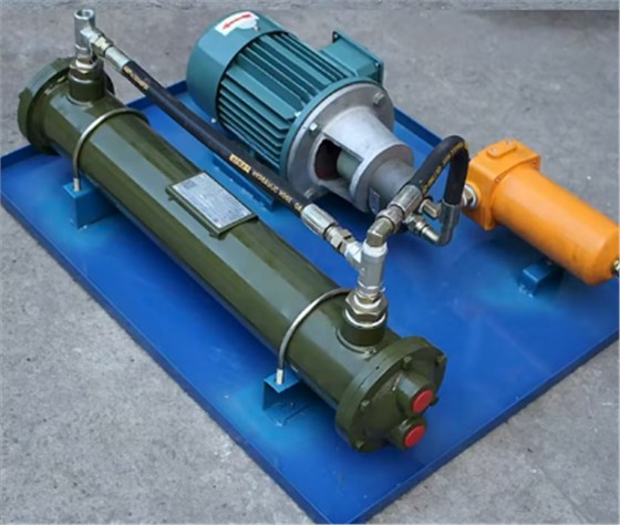 獨(dú)立循環(huán)水冷卻器產(chǎn)品展示 獨(dú)立循環(huán)水冷卻器產(chǎn)品展示