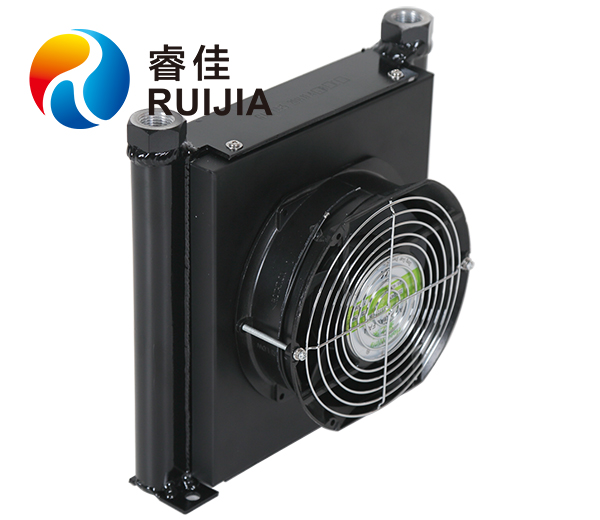 睿佳冷卻器AF1025側(cè)面圖 睿佳冷卻器AF1025側(cè)面圖