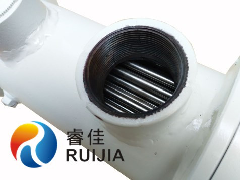 管殼式冷卻器BS-507U2T內(nèi)部