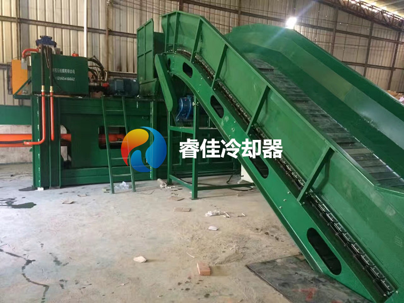 睿佳液壓風(fēng)冷散熱器用于液壓打包機(jī) 睿佳液壓風(fēng)冷散熱器用于液壓打包機(jī)