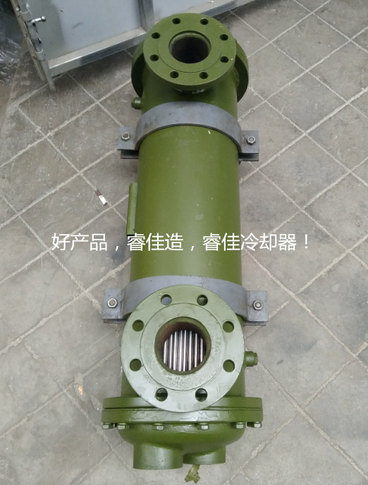 9寸水冷式散熱器維修換芯完成 9寸水冷式散熱器維修換芯完成