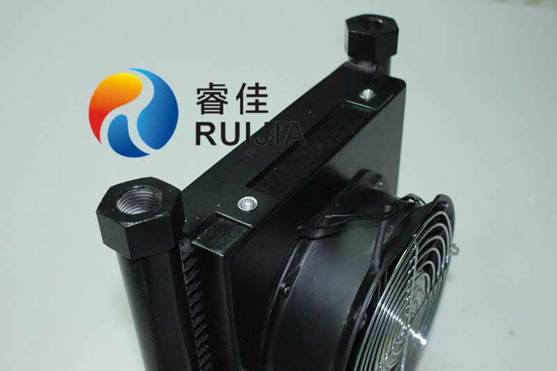 液壓油散熱器AJ0510A.jpg 液壓油散熱器AJ0510A.jpg
