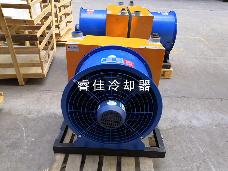 防爆電機(jī)冷卻器發(fā)貨.jpg