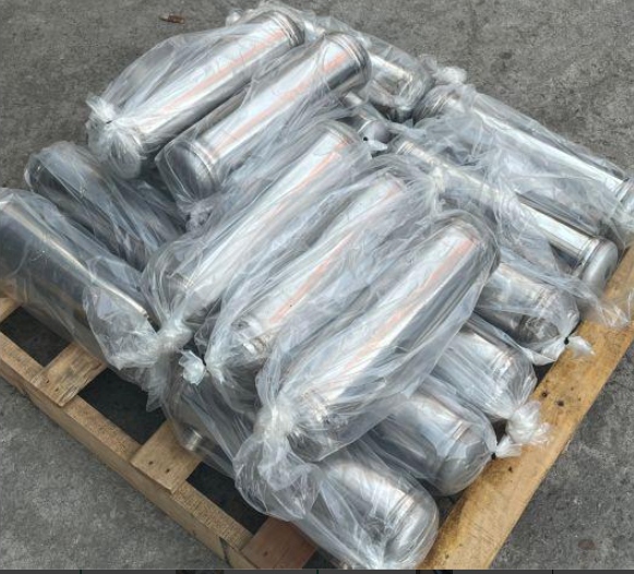 半導(dǎo)體行業(yè)定制不銹鋼列管式水冷換熱器