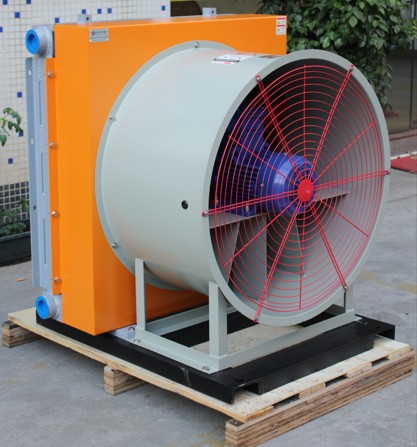 煤礦設(shè)備生產(chǎn)廠家定制款防爆風(fēng)冷卻器