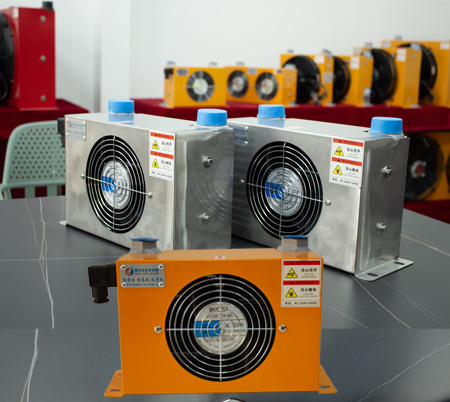 AH0608T-CA風(fēng)冷卻器 鐵殼材質(zhì)多樣 個性化定制