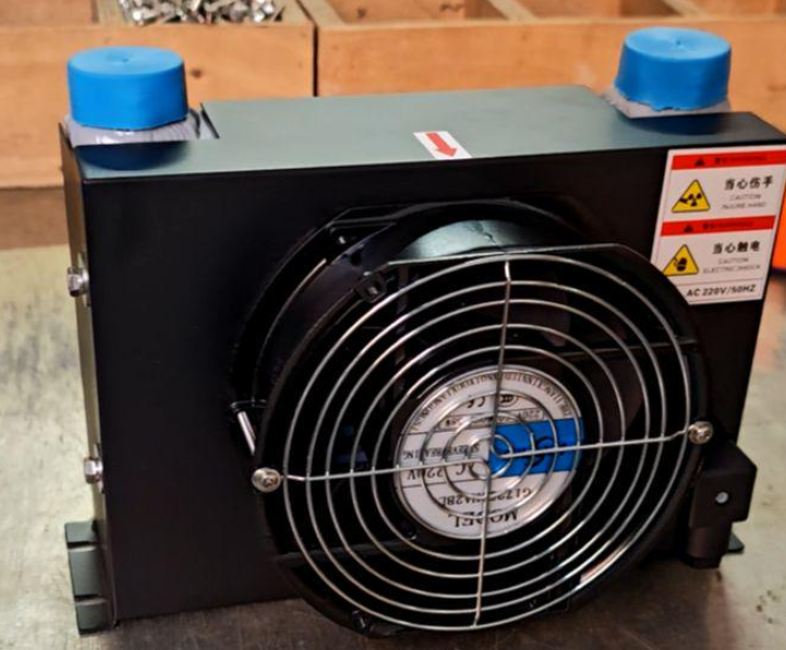 小型液壓系統(tǒng)風(fēng)冷換熱器配套