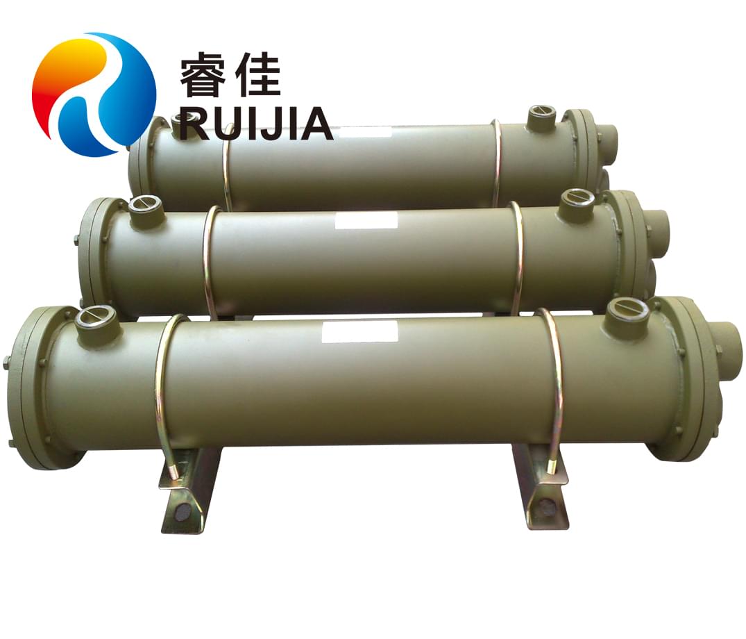 注塑機(jī)要冷卻用風(fēng)冷器好還是水冷卻器好？