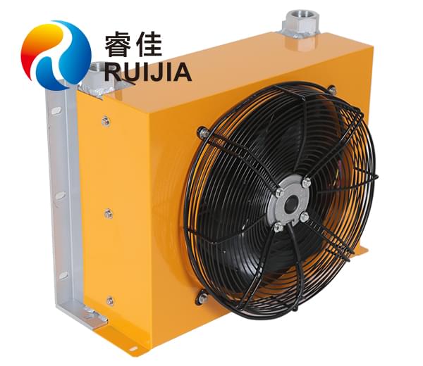 【成長】山東液壓風(fēng)冷卻器競爭大 睿佳穩(wěn)步成長