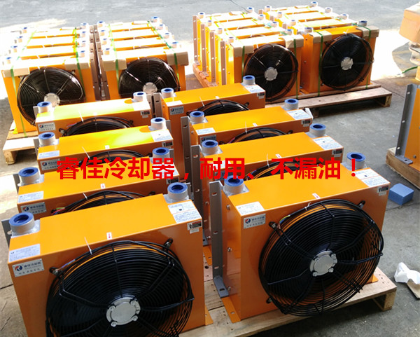 油<font color='red'>冷卻器選型</font>，找實(shí)力冷卻器廠家