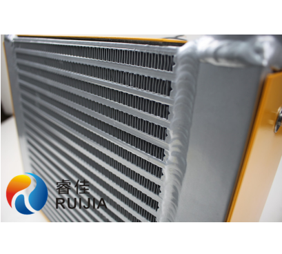 【冷卻器廠家】鋁制<font color='red'>板翅式散熱器</font>真空釬焊技術(shù)