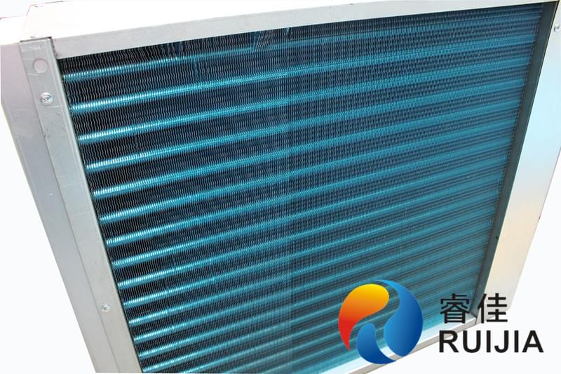 板式<font color='red'>蒸發(fā)器</font>的性能和特點(diǎn)